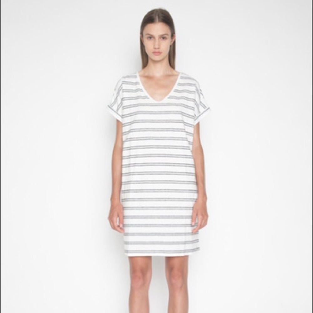NWT Oak + Fort Dress